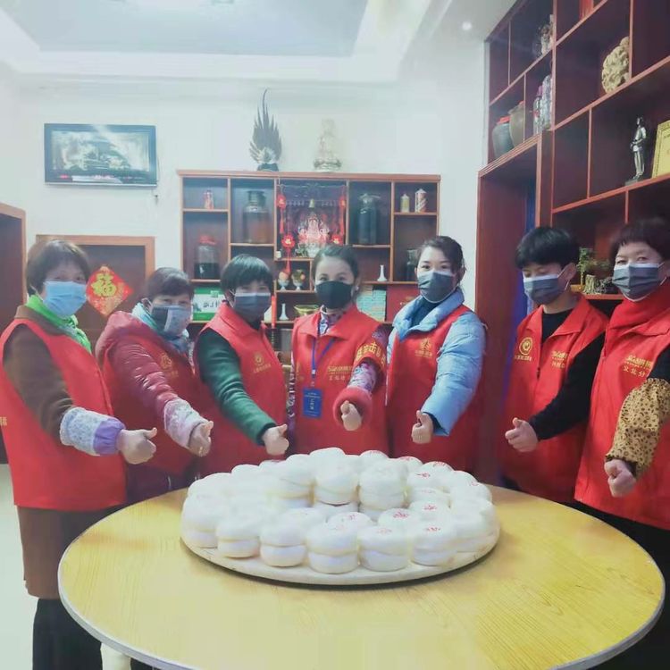 温暖！深夜里的“特殊夜宵”，义乌这一家人连续十一天给卡口点值守人员送爱心餐
